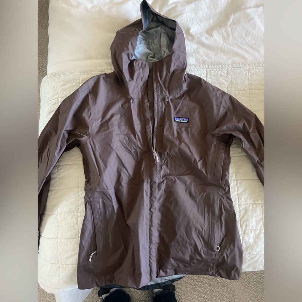 Patagonia Women’s Torrentshell Rain Jacket
